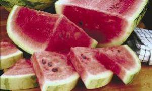 So testen Sie Wassermelonen auf Nitrate